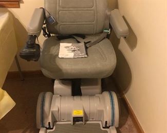 Hoveround MPV5 12 yrs old used only 2 weeks been sitting in house unused