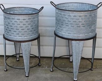 Pair galvanized planters