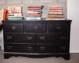 Black Vintage Dresser