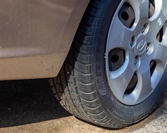 2007 Kia Spectra — Rebuilt Title — New Tires — New Radiator — New Alternator