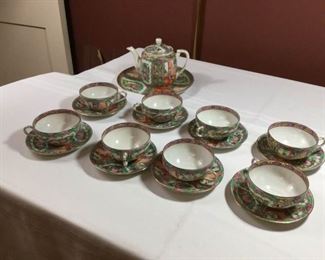 Asian Tea Set, with teapot, cups and saucers https://ctbids.com/#!/description/share/278201