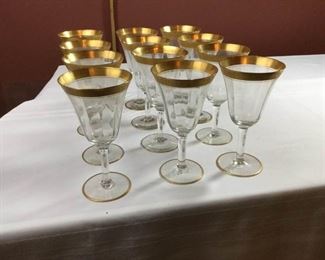 Tiffin wine glasses https://ctbids.com/#!/description/share/278202