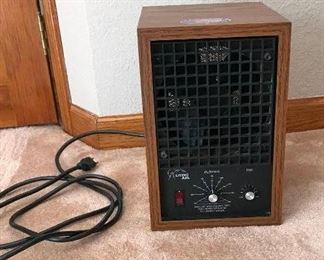 Vintage Living Air Model XL15 Air Purifier