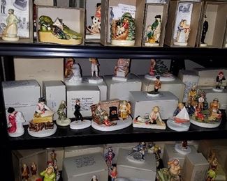 Collectible figures, many in original boxes