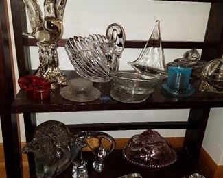 Glass figurines and hats