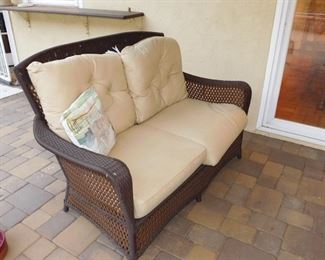 Lloyd Flanders/ Lloyd Loom patio love seat