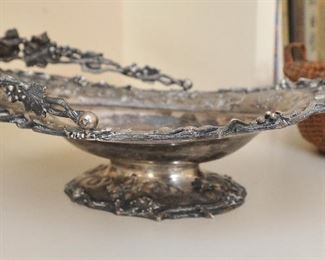 Tiffany & Co. makers,  Late "Tiffany,  Young & Ellis" ornate basket, American "coin silver" (900)