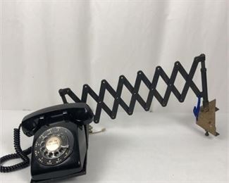 Lot 118
VIntage Metal Extendable Scissor Arm Telephone Holder w/Mounting Bracket