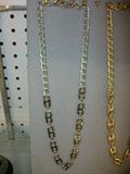 Very coll Designer Silver tone link necklace