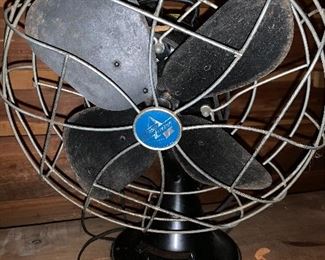  Antique fan