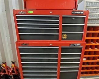 4018: Craftsman Tool Boxes with Tools
Top box measures approx 16"x41"x20" Bottom box measures approx 18"x41"x41" Tools include sockets, hammers, mallets, pliars, wrench, drill bits, engine analyzer and much more!!!