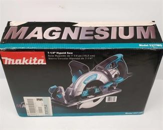 Lot # 4508: New, Makita 7-1/4" Hypoid Saw
New, Makita 7-1/4" Hypoid Saw. Model 5377MG