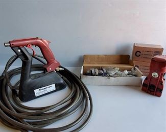 4513: Snap-On Hand-Held Abrasive Blasting System, International Staple Machine and More
Snap-On Hand-Held Abrasive Blasting System PSB500AR, International Staple Machine, Staples, air adjusting valve and more