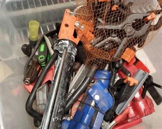 Lot # 4539: Pipe Wrench, Caulking Gun, Bottle Jack, and Other Misc Tools
Pipe Wrench, Caulking Gun, Bottle Jack, and Other Misc Tools