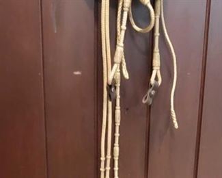 1017: Rawhide Head Stall with Sterling Silver Conchos
Rawhide Head Stall with Sterling Silver Conchos, 400g