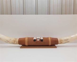 1021:m Long Horn Wall Mount
Measures approx 77.5"
