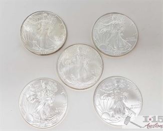 #2049 • Five .999 Fine $1 Silver Walking Liberty 1oz Coins 1986, 200, 2007, 2015 and 2016 coins