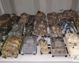 #4578 • Unimax and 21st Century Toys Tanks