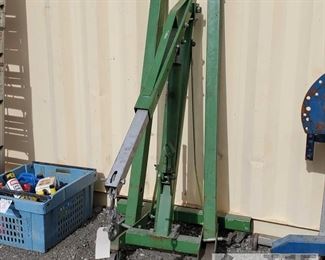 #7903 • 2 Ton Hydraulic Engine Hoist