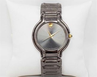 1112: Movado Swiss Made Wrist Watch
Measures approx 36mm
Marked 81.E3.813