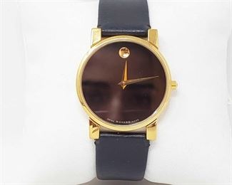 1113: Movado Swiss Made Wrist Watch
Measures approx 33mm
Marked 87 G4 875, 7186306