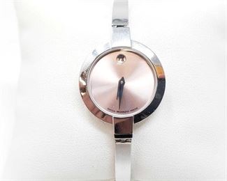 1114: Movado Swiss Wristwatch
Approximately 25mm
Model 84A11830,10015465
