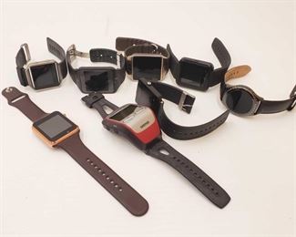 1130: 8 Smart Watches and Fitness Watches
Includes Garmin, Fitbit, Samsung and more!