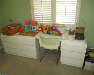 Bedroom furniture and children's toys