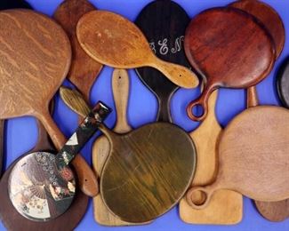 Hand mirrors (18 total)