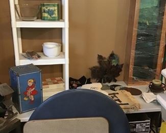 Rifle or gun display cabinet