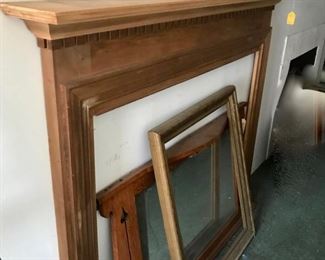 Mantle, Picture frames