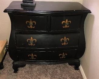 Bombay Style Chest