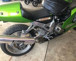 2000 Kawasaki ZX12R with Aftermarket Parts