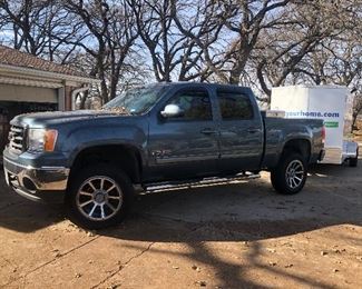 2008 GMC Sierra Texas Edition Crew Cab Pickup With Aftermarket Rims