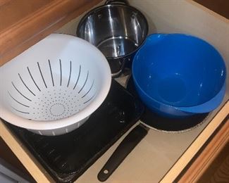 kitchenware 