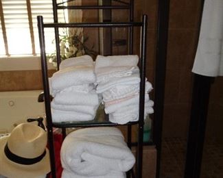 towels & rack