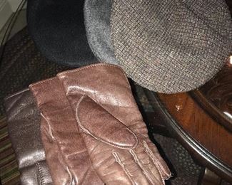 Nice men’s hats and leather gloves