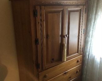 Nice Armoire with 3 drawers