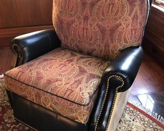 (2) Stunning leather/upholstered recliners