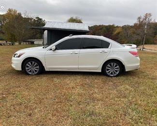 2011 Honda Accord EXL
V6 LOADED