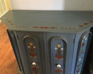 Painted Cabinet w/shelves