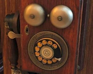 Bell System - vintage wooden wall phone
