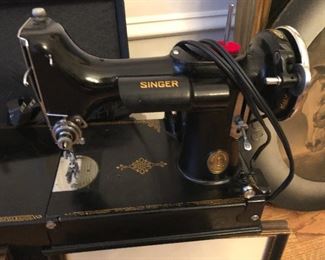 Small antique Featherweight machine