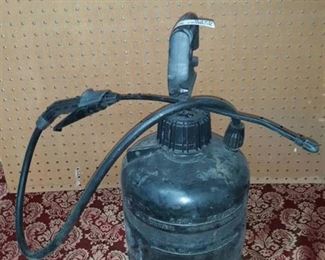 Wood & Masonry Sprayer 2 Gallon