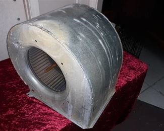 Metal Floor / Squirrel Fan