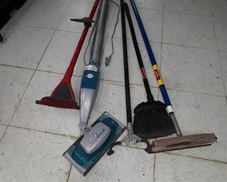 Mops, Handles, Swiffer