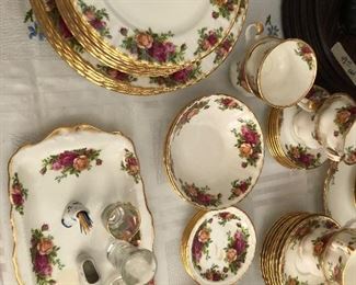 Royal Albert Old Country Roses China