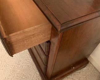 #49 dark pine 8 drawer dresser w/mirror 60x20x33 mirror 45x33 $175.00
