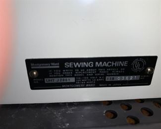 #47 Montgomery Ward Computer 2001 sewing machine $ 30.00