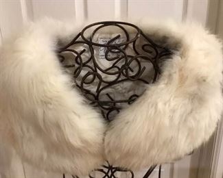 Fur Stole https://ctbids.com/#!/description/share/276036